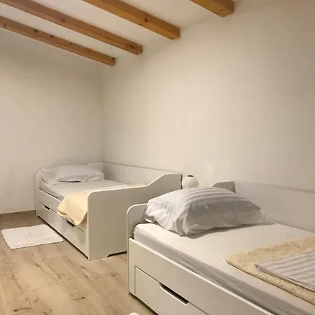 Kozino Apartments Apartament Kožino