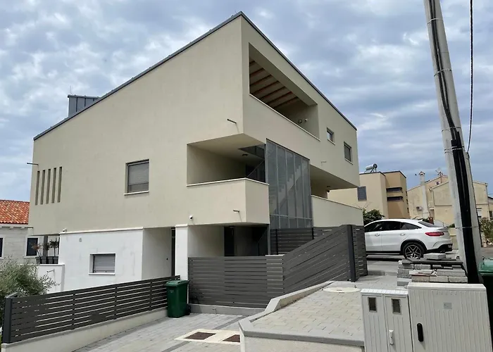 Kozino Apartments 아파트 *