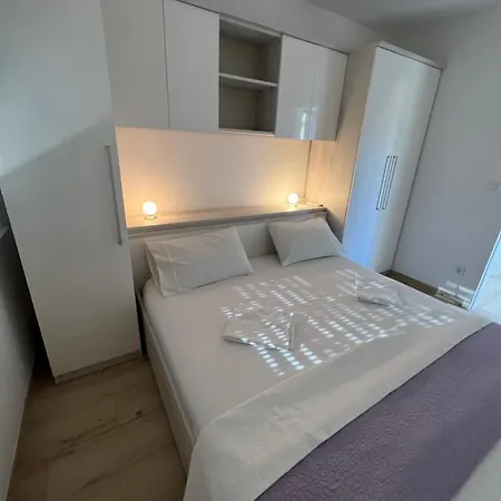 Kozino Apartments شقة *